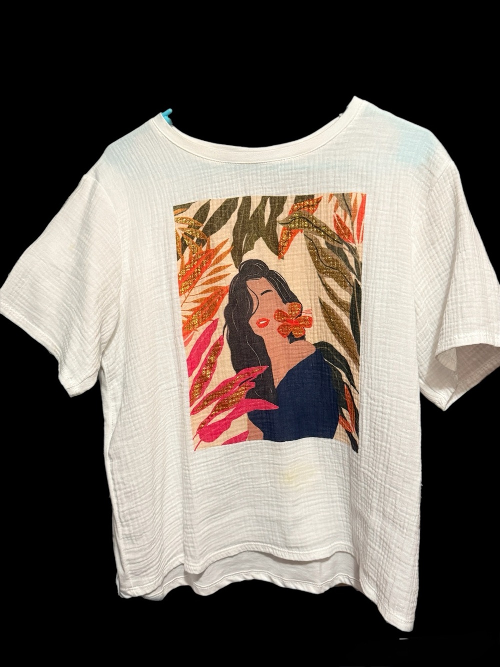 SFERRA White Short-Sleeve Top with Colorful Tropical Portrait Graphic
